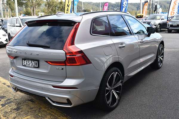 2022 Volvo XC60 Ultimate B6 Dark