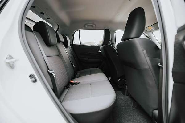 2025 Suzuki Swift Hybrid GLX UZ
