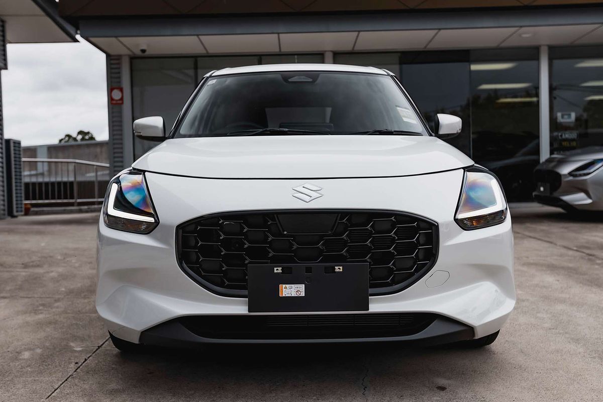2025 Suzuki Swift Hybrid GLX UZ