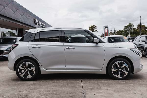 2025 Suzuki Swift Hybrid GLX UZ