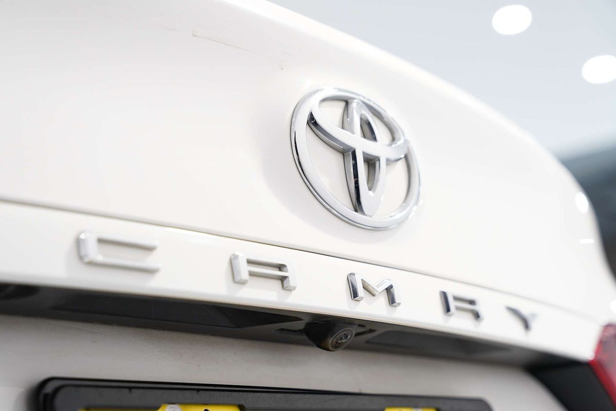 2021 Toyota Camry Ascent ASV70R