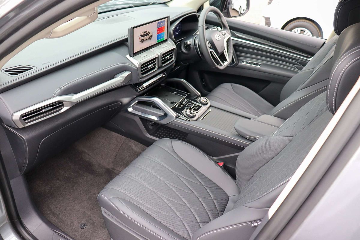 2025 LDV D90 Executive SV9A