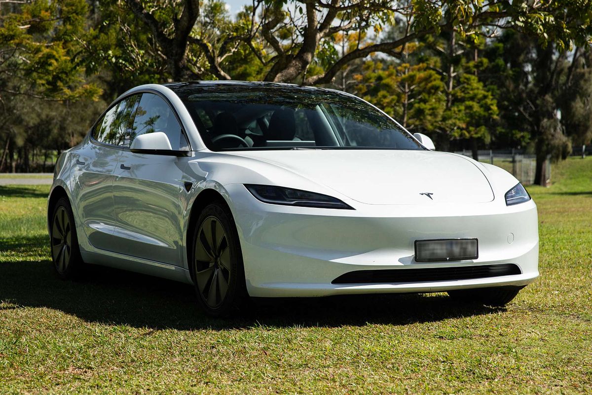 2024 Tesla Model 3 Long Range