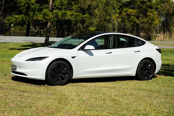 2024 Tesla Model 3 Long Range