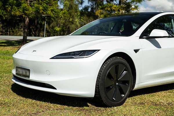 2024 Tesla Model 3 Long Range