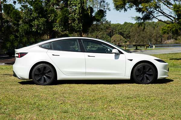 2024 Tesla Model 3 Long Range