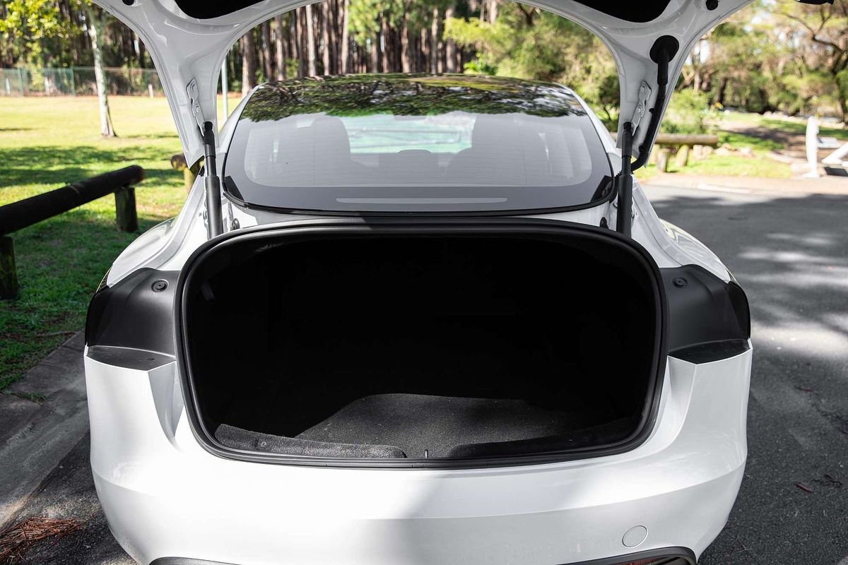 2024 Tesla Model 3 Long Range