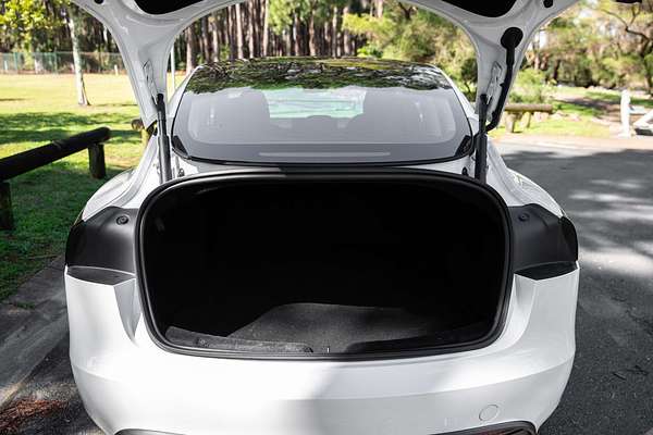 2024 Tesla Model 3 Long Range