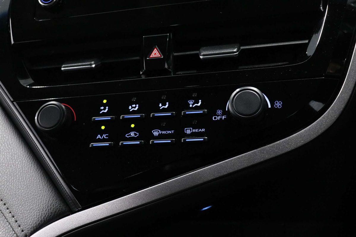2021 Toyota Camry Ascent ASV70R