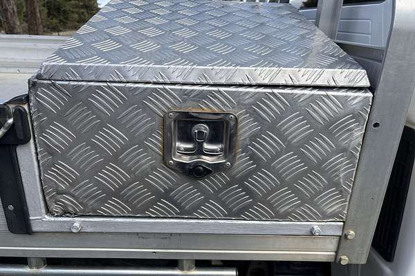2014 Toyota Hilux Workmate TGN16R Rear Wheel Drive