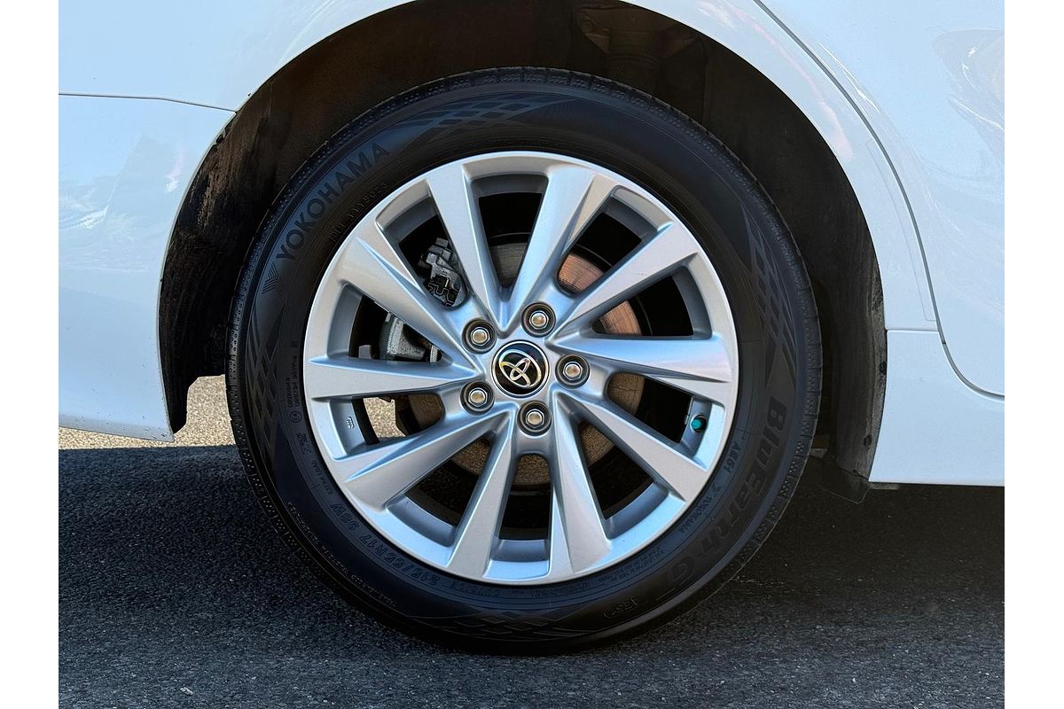 2022 Toyota Camry Ascent AXVH70R