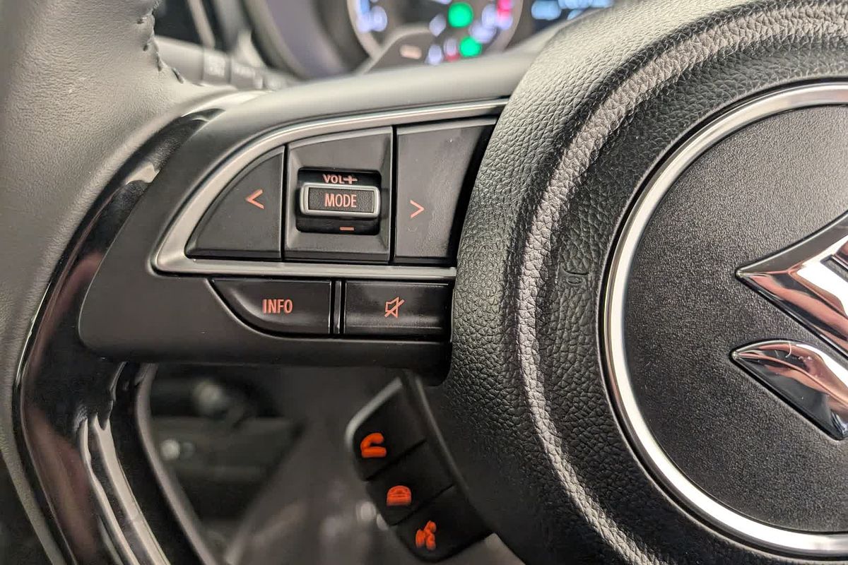 2025 Suzuki Fronx Hybrid GLX KW