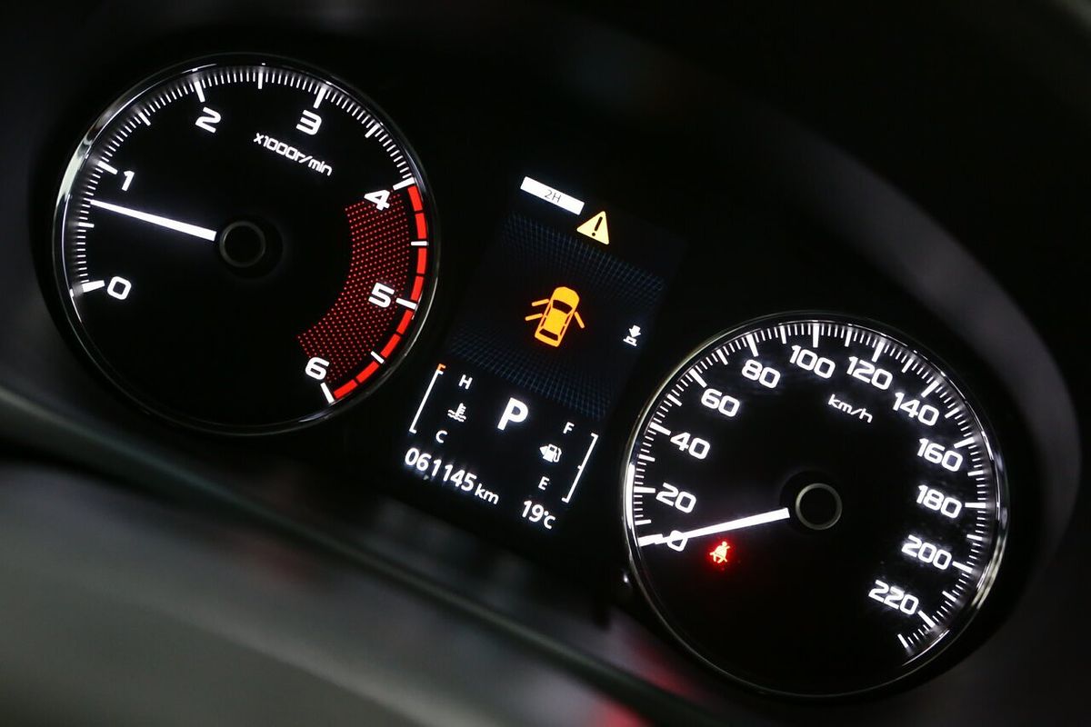 2015 Mitsubishi Pajero Sport GLX QE