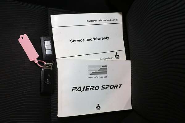 2015 Mitsubishi Pajero Sport GLX QE