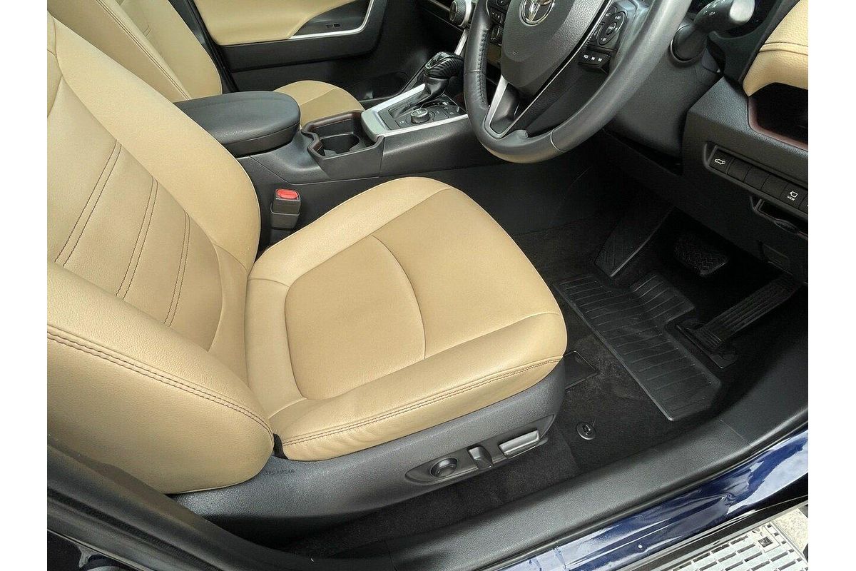 2020 Toyota RAV4 Cruiser AXAH54R