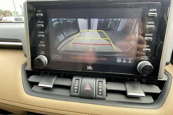 2020 Toyota RAV4 Cruiser AXAH54R