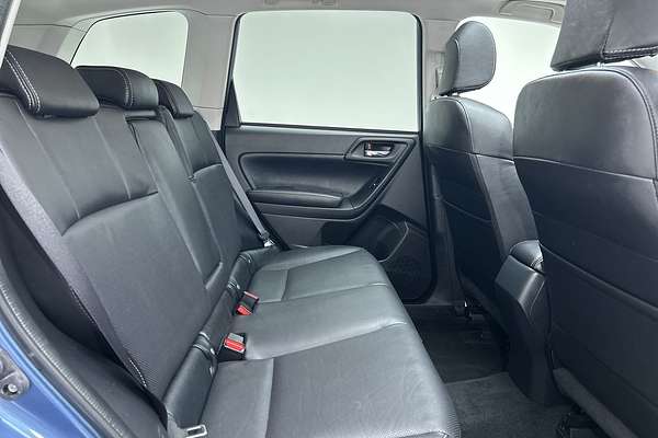 2015 Subaru Forester 2.5i-S S4