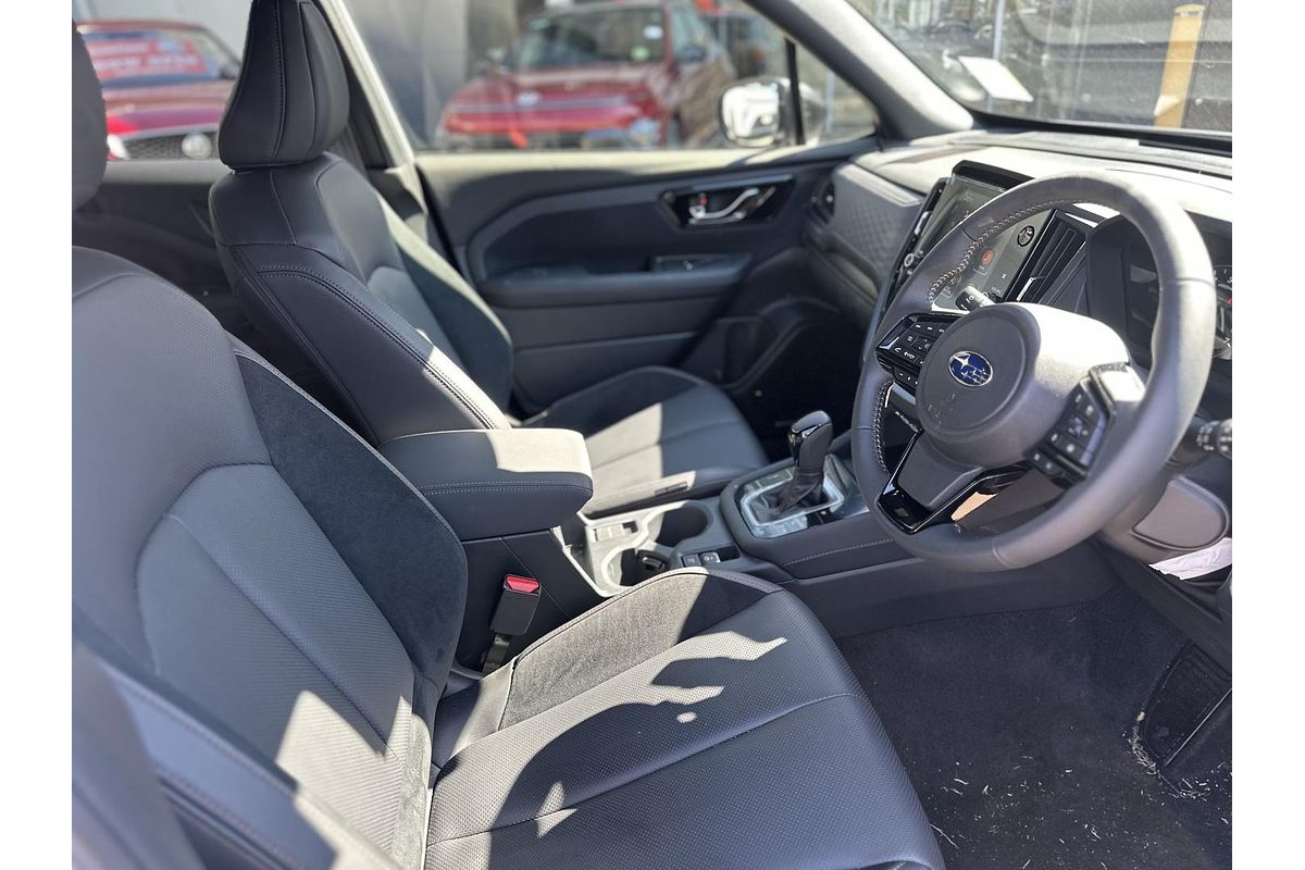 2025 Subaru Forester S6