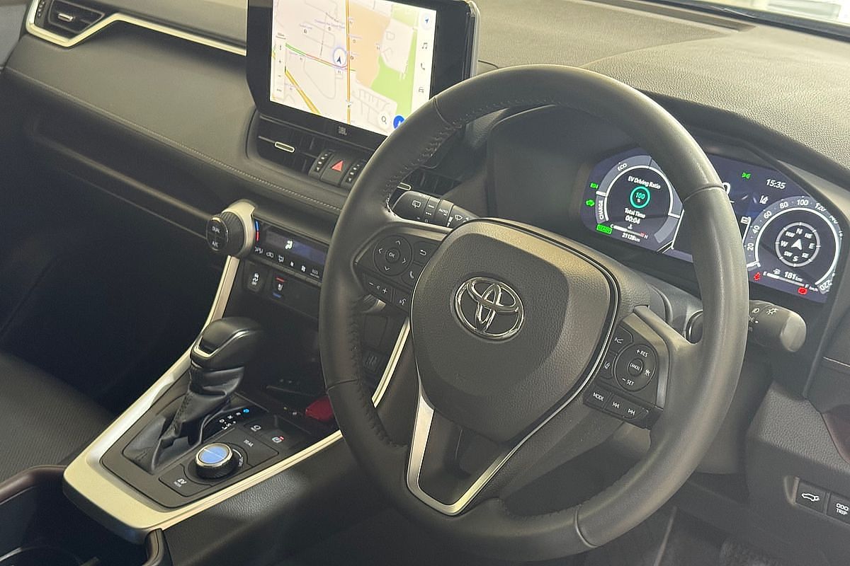 2024 Toyota RAV4 Cruiser AXAH52R