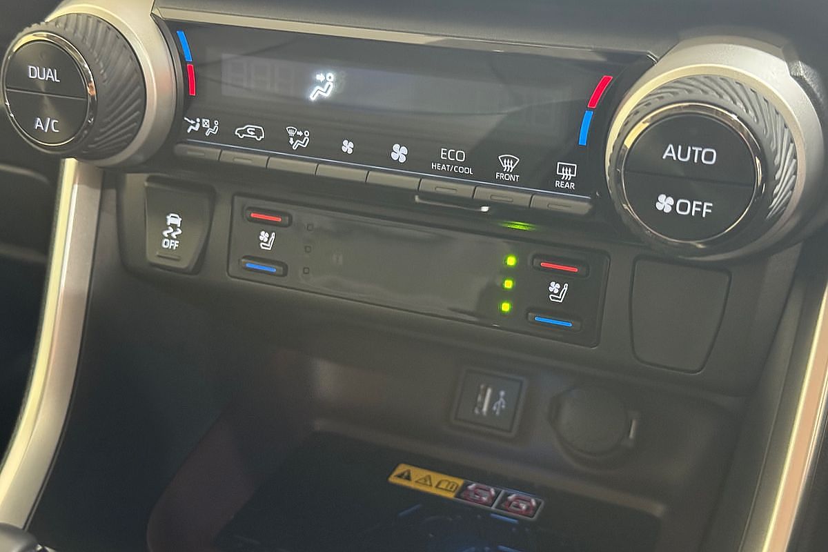 2024 Toyota RAV4 Cruiser AXAH52R
