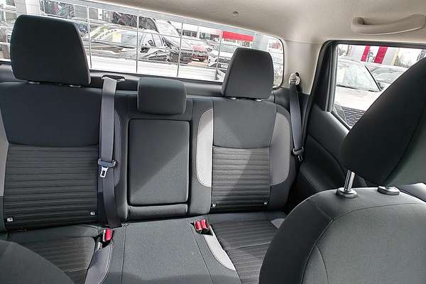 2024 Nissan Navara SL D23 4X4