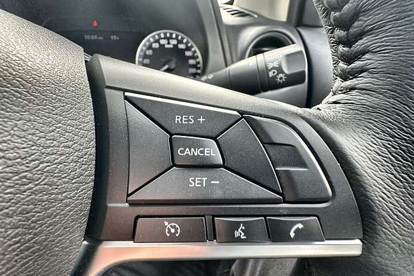 2025 Nissan Navara ST-X D23 4X4