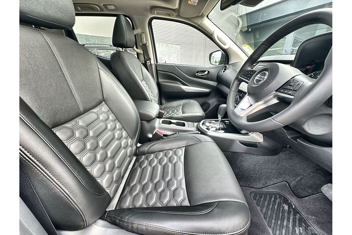 2025 Nissan Navara ST-X D23 4X4