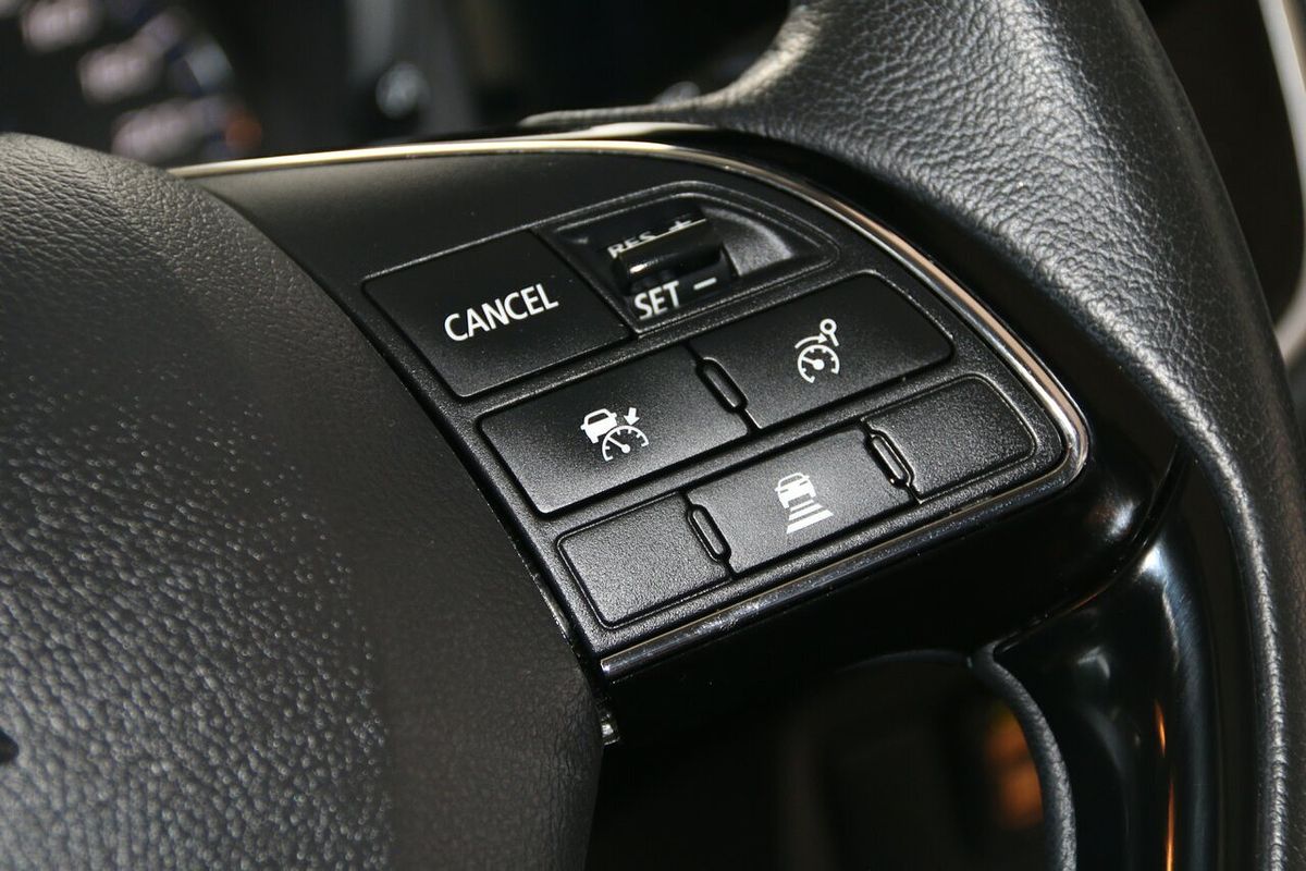 2020 Mitsubishi Outlander LS ZL