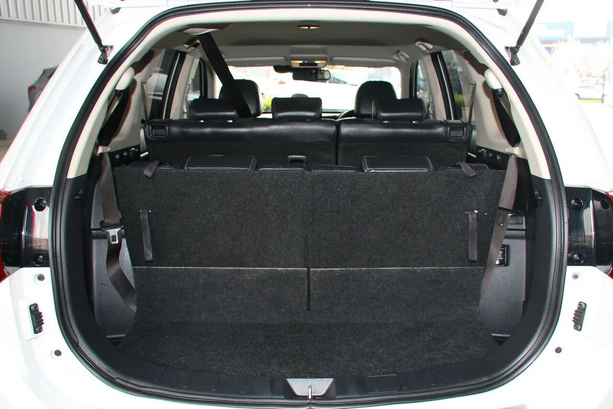 2020 Mitsubishi Outlander LS ZL