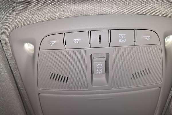 2025 Renault Koleos Techno HZG
