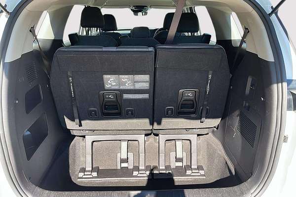 2023 Kia Carnival S KA4
