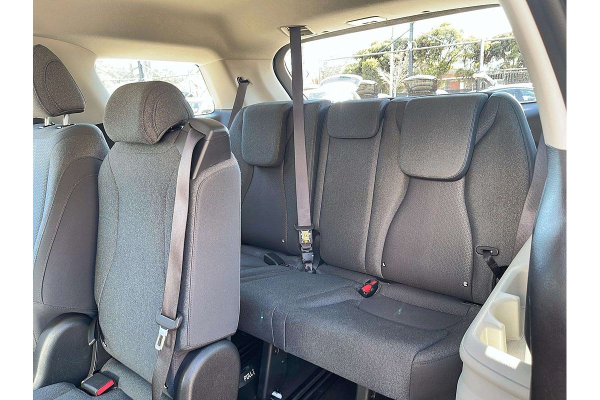 2023 Kia Carnival S KA4