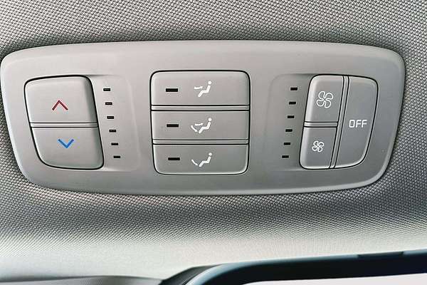 2023 Kia Carnival S KA4