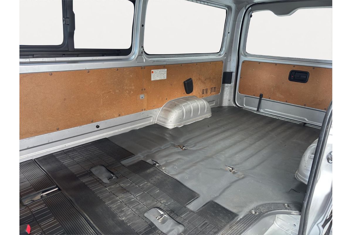 2020 Toyota Hiace DX