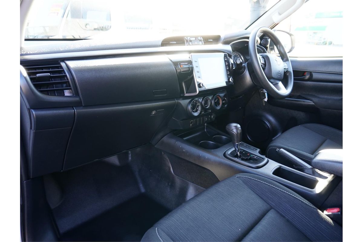 2020 Toyota Hilux SR GUN126R 4X4