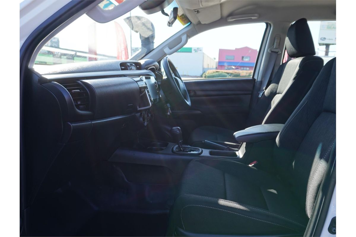 2020 Toyota Hilux SR GUN126R 4X4