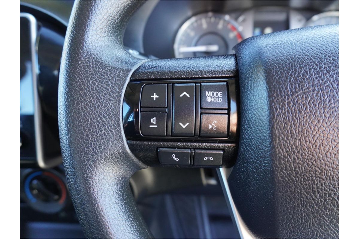 2020 Toyota Hilux SR GUN126R 4X4