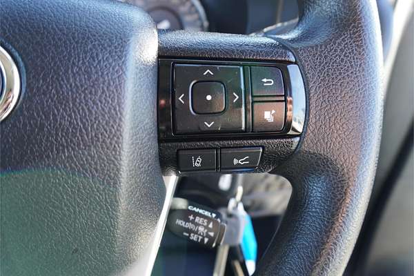 2020 Toyota Hilux SR GUN126R 4X4