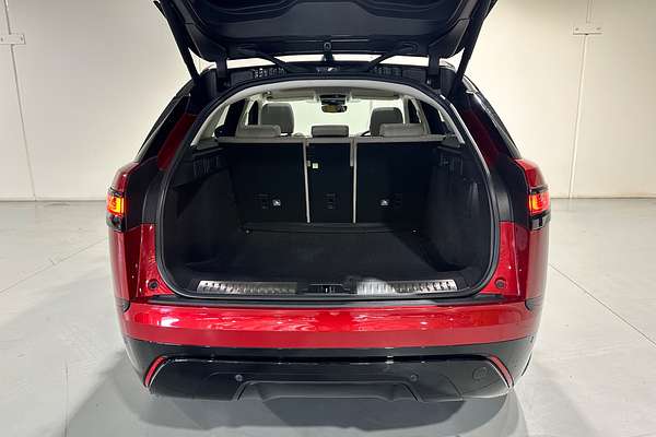 2018 Land Rover Range Rover Velar P300 L560