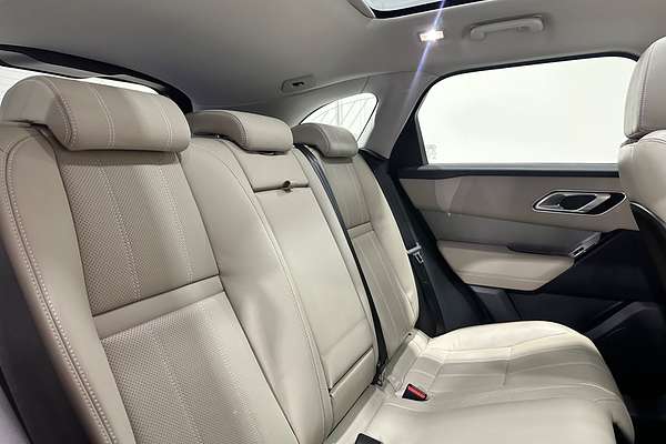 2018 Land Rover Range Rover Velar P300 L560