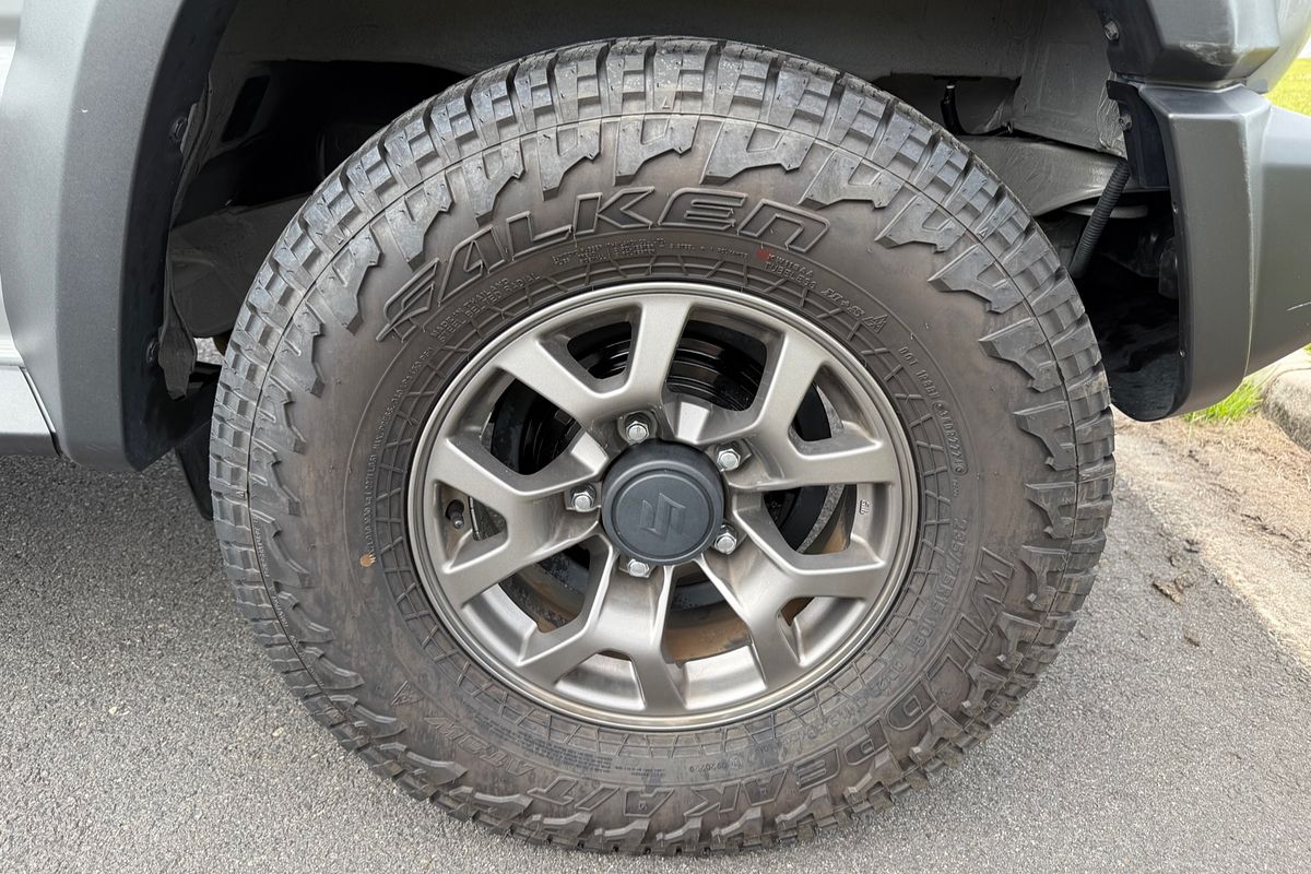 2023 Suzuki Jimny GLX GJ