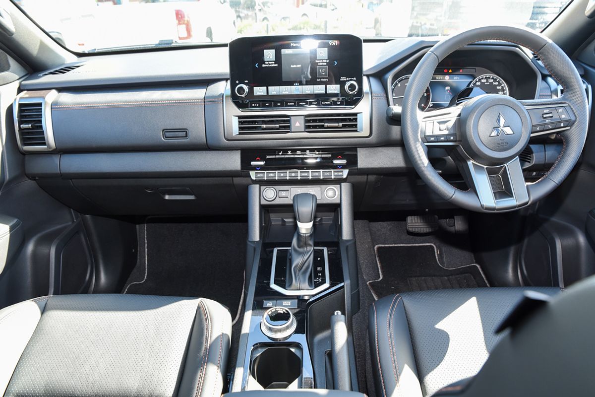 2025 Mitsubishi Triton GSR MV 4X4