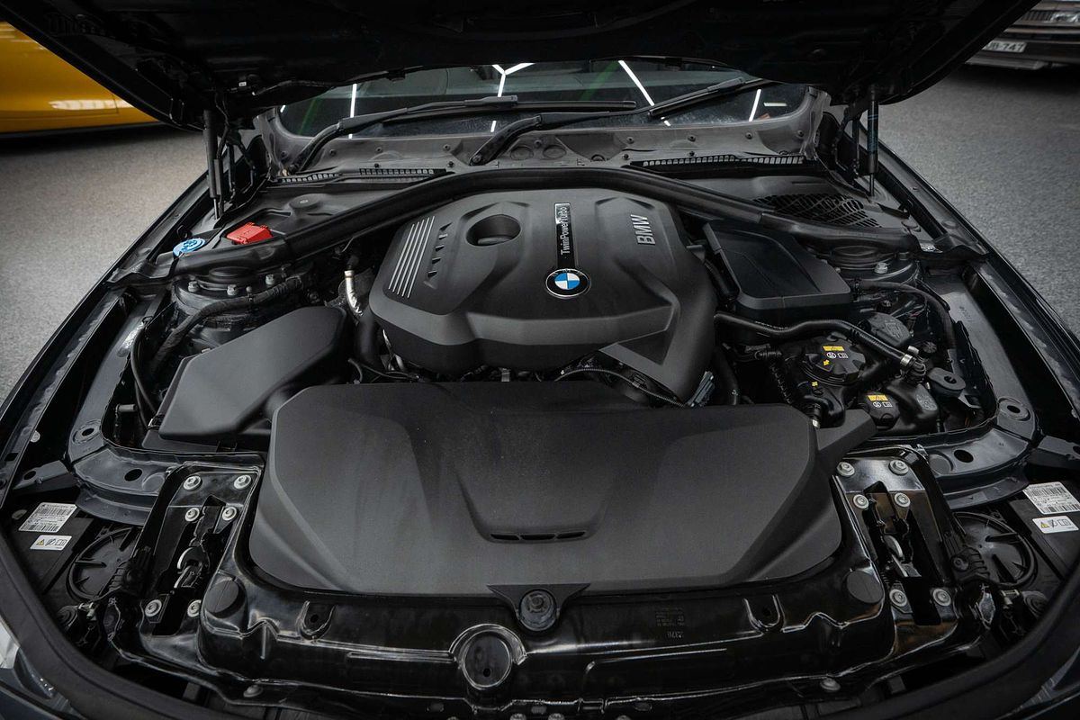 2016 BMW 4 Series 420i Sport Line F32