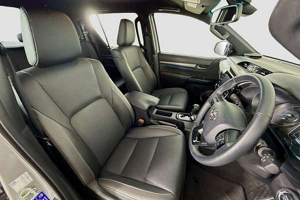2025 Toyota Hilux Rogue 48V GUN126R 4X4
