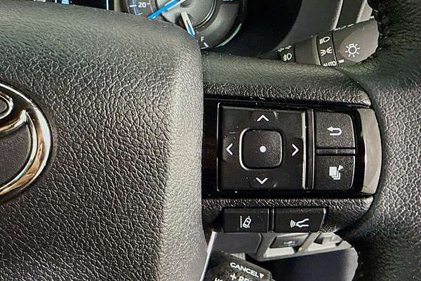 2025 Toyota Hilux Rogue 48V GUN126R 4X4