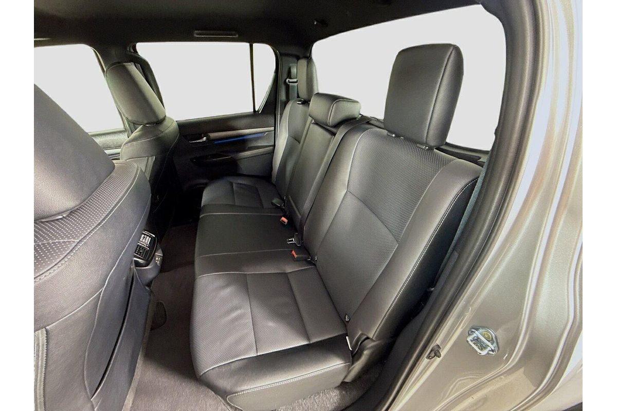 2025 Toyota Hilux Rogue 48V GUN126R 4X4