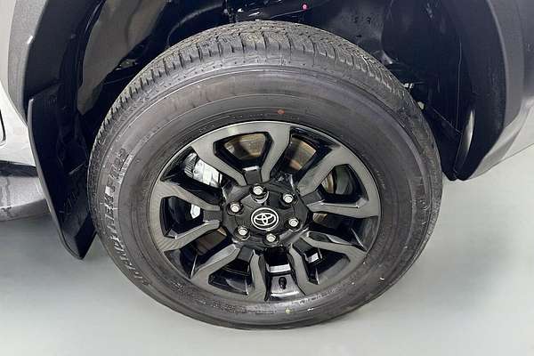 2025 Toyota Hilux Rogue 48V GUN126R 4X4