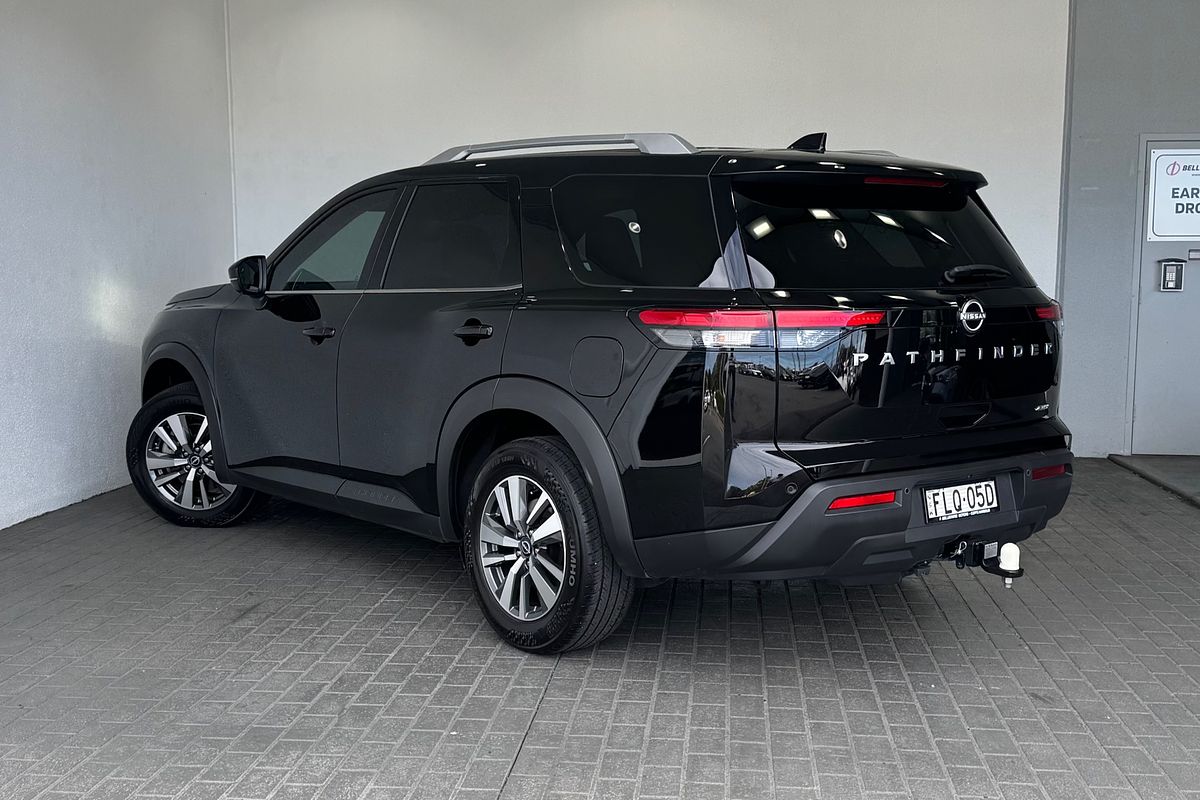 2024 Nissan Pathfinder Ti R53