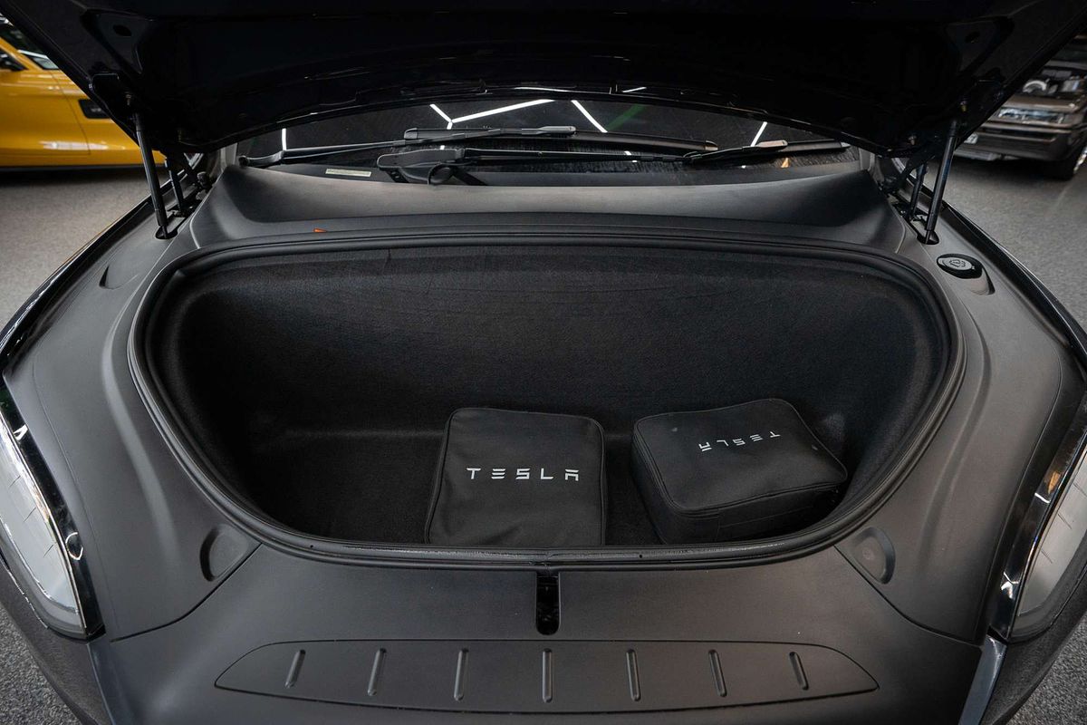 2020 Tesla Model X Performance