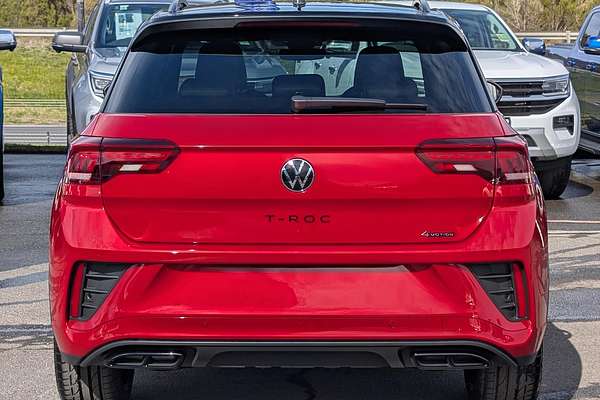 2025 Volkswagen T-Roc 140TSI R-Line D11